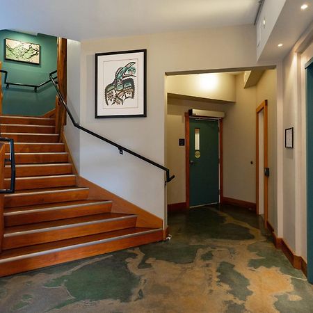 Waterfront Condo In Ucluelet Bagian luar foto